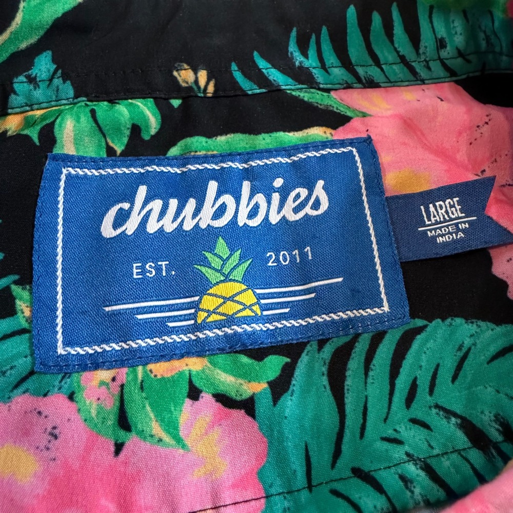 Chubbies Button Down Shirt Mens Large Black Pink Floral Tropical Short Sleeve - Picture 2 of 6